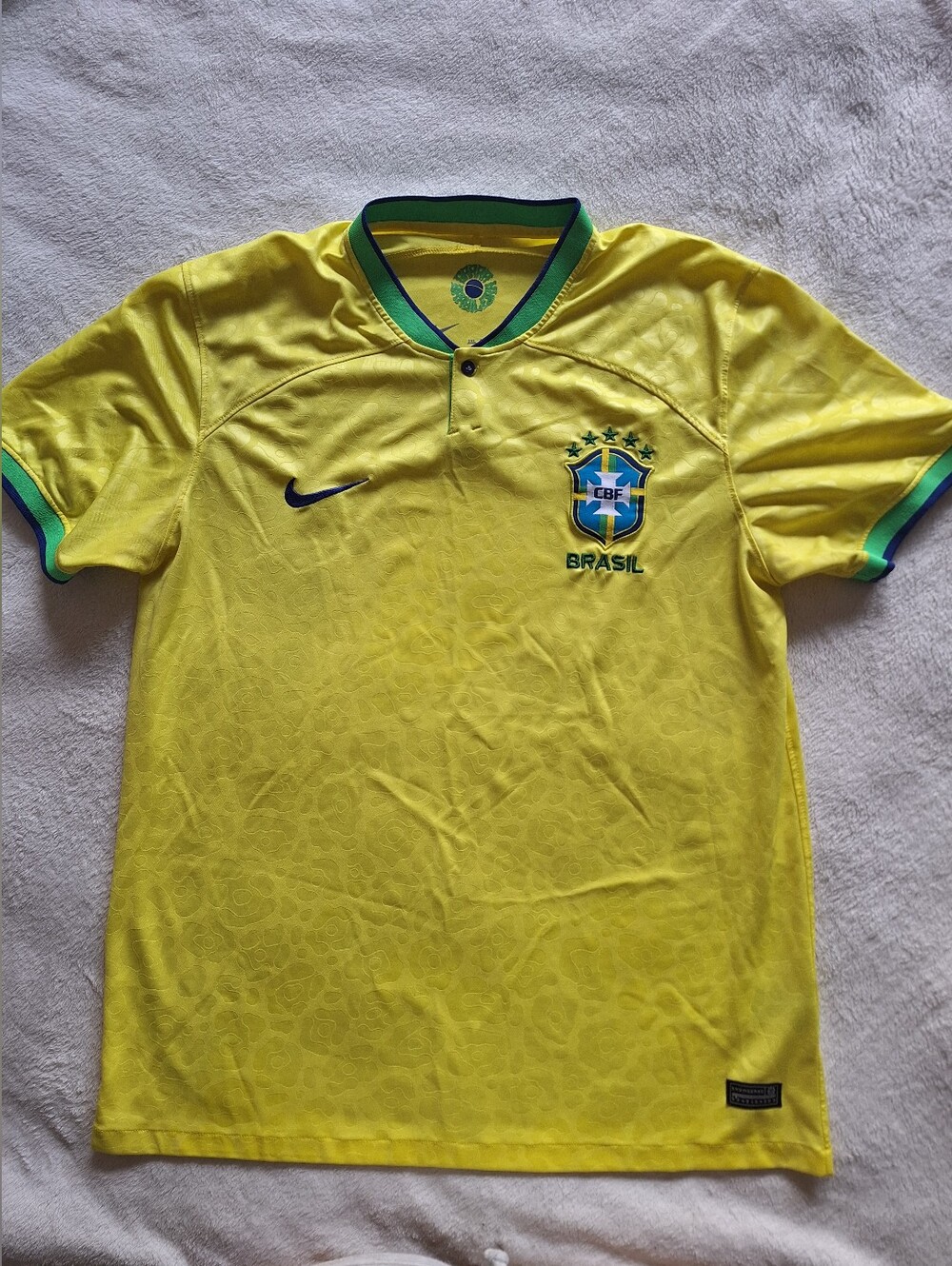 Nike Brazil 2022 World Cup Jersey DM1840-452 Men's 2XL Fits L/XL 22x30